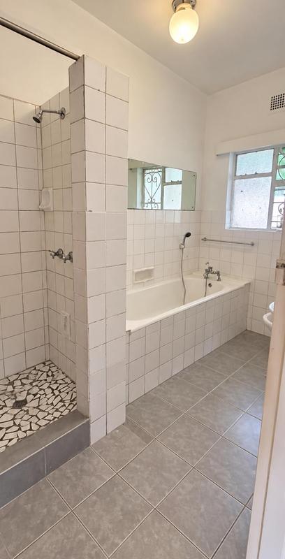4 Bedroom Property for Sale in Goodwood Central Western Cape